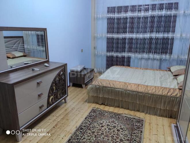 3-комн. вторичка - м. Нефтчиляр - 95 м² (2)