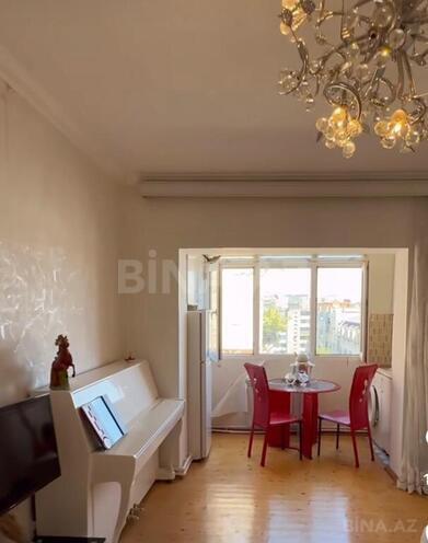 2 otaqlı köhnə tikili - 8-ci mikrorayon q. - 40 m² (3)