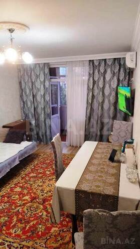 2 otaqlı köhnə tikili - Qara Qarayev m. - 50 m² (1)