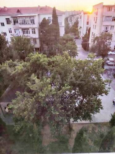 2 otaqlı köhnə tikili - Qara Qarayev m. - 50 m² (20)