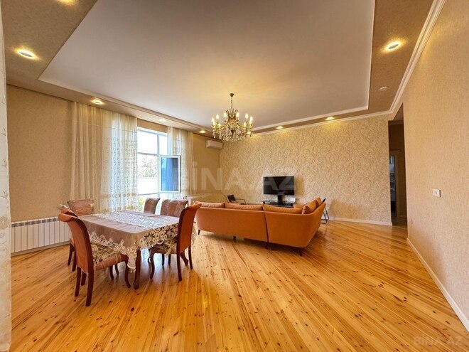 4 otaqlı həyət evi/bağ evi - Mərdəkan q. - 200 m² (8)