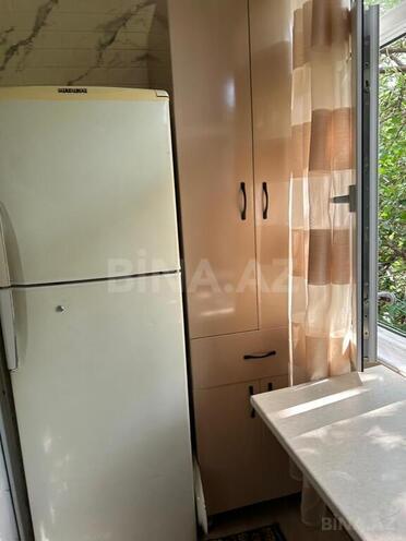 2 otaqlı köhnə tikili - İnşaatçılar m. - 35 m² (2)