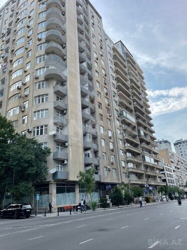 3-комн. новостройка - Насиминский  р. - 145 м² (2)