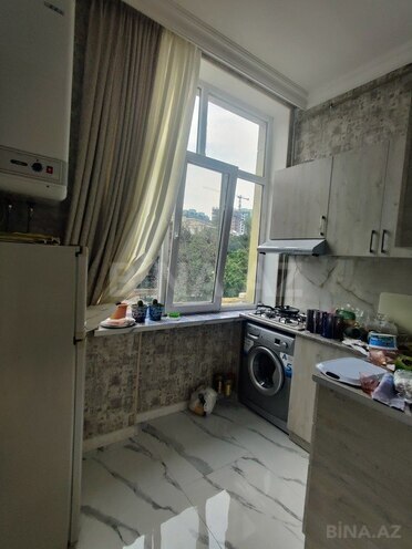 Satılır 2 otaqlı köhnə tikili 65 m², Nizami m., photo 11 from 16