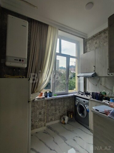 Satılır 2 otaqlı köhnə tikili 65 m², Nizami m., photo 15 from 16