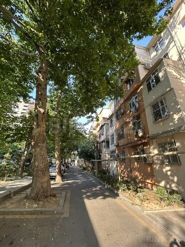 3-комн. вторичка - м. Нариман Нариманов - 65 м² (1)