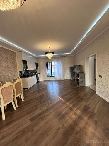 4 otaqlı həyət evi/bağ evi - Novxanı q. - 200 m² (18)