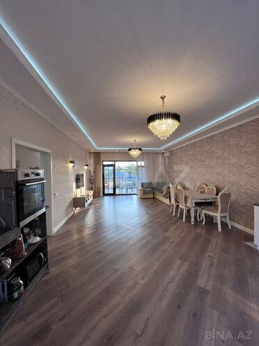 4 otaqlı həyət evi/bağ evi - Novxanı q. - 200 m² (21)