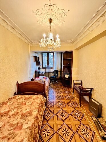 3 otaqlı köhnə tikili - Gənclik m. - 94 m² (14)