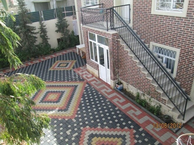 4 otaqlı həyət evi/bağ evi - Şimal DRES q. - 114 m² (1)