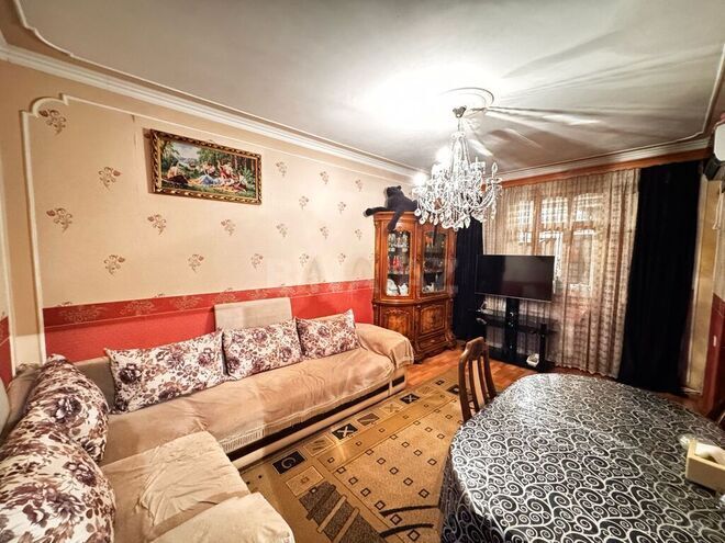 2 otaqlı köhnə tikili - 7-ci mikrorayon q. - 55 m² (1)