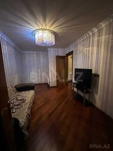 3 otaqlı köhnə tikili - 7-ci mikrorayon q. - 70 m² (12)