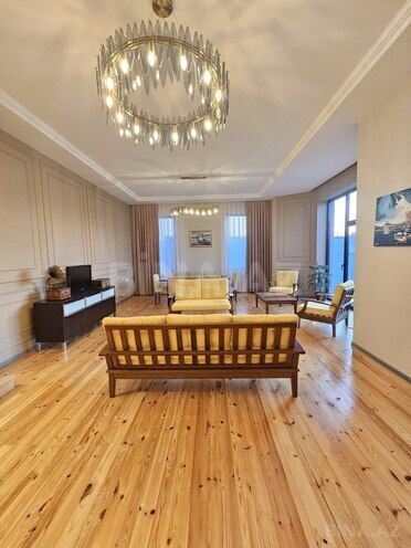 Satılır 7 otaqlı həyət evi/bağ evi 350 m², Şüvəlan q., photo 18 from 32