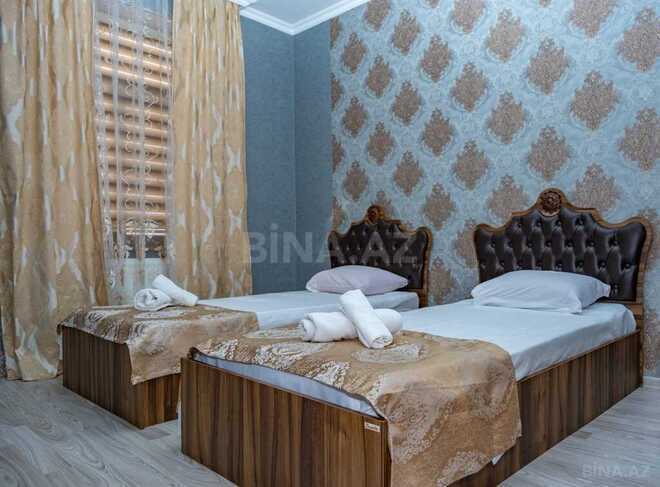 5 otaqlı həyət evi/bağ evi - Qəbələ - 240 m² (20)