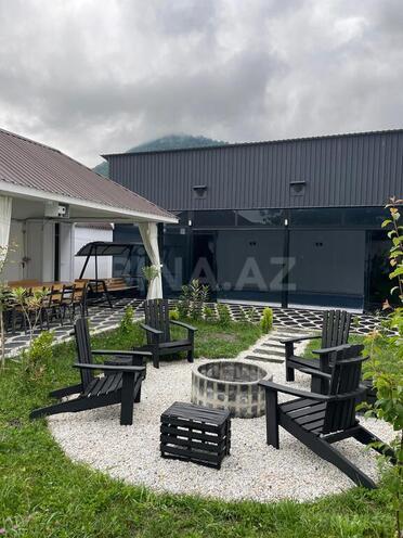 5 otaqlı həyət evi/bağ evi - Qəbələ - 240 m² (1)