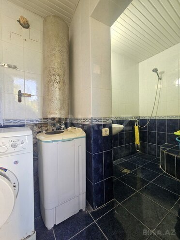 5 otaqlı həyət evi/bağ evi - Novxanı q. - 150 m² (25)