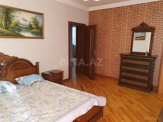 7 otaqlı həyət evi/bağ evi - Görədil q. - 250 m² (12)