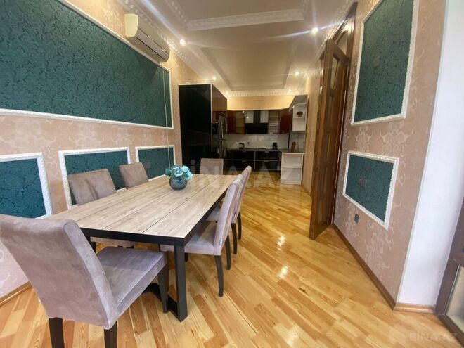 7 otaqlı həyət evi/bağ evi - Buzovna q. - 300 m² (13)