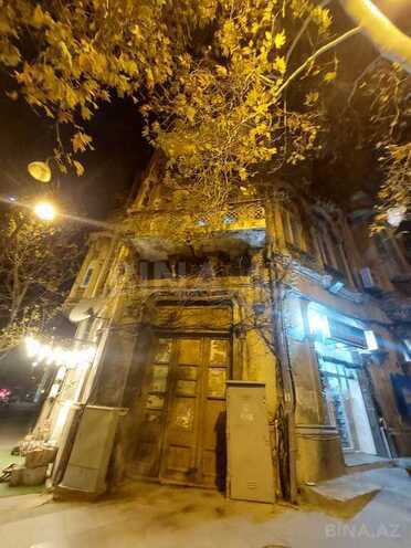 2 otaqlı köhnə tikili - 28 May m. - 75 m² (2)