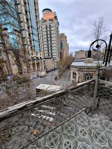 2 otaqlı köhnə tikili - 28 May m. - 75 m² (20)