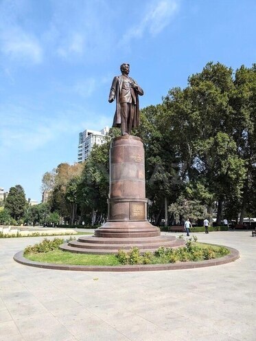 2 otaqlı köhnə tikili - 28 May m. - 60 m² (1)