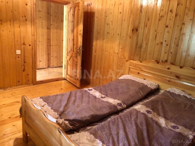 6 otaqlı həyət evi/bağ evi - Göygöl - 300 m² (7)