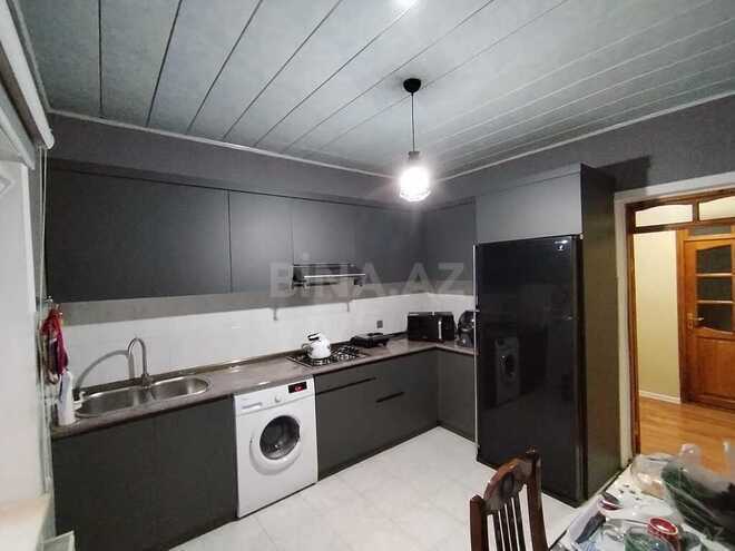7 otaqlı həyət evi/bağ evi - Bakıxanov q. - 200 m² (24)