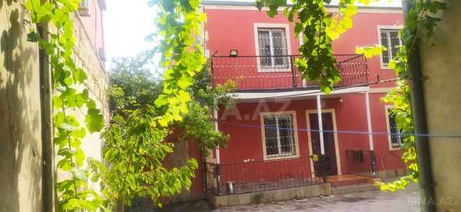 7 otaqlı həyət evi/bağ evi - Bakıxanov q. - 200 m² (28)