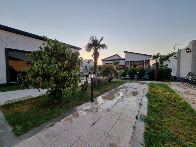 5 otaqlı həyət evi/bağ evi - Şüvəlan q. - 200 m² (5)