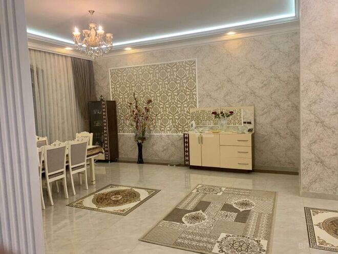 6 otaqlı həyət evi/bağ evi - Görədil q. - 300 m² (21)