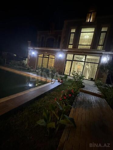 6 otaqlı həyət evi/bağ evi - Görədil q. - 300 m² (19)