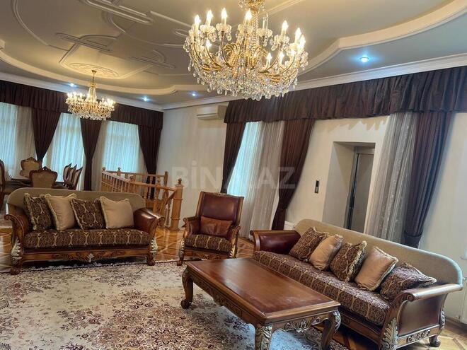 8 otaqlı həyət evi/bağ evi - Bakıxanov q. - 320 m² (5)