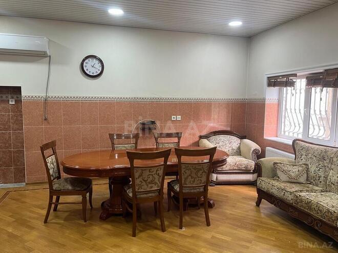 8 otaqlı həyət evi/bağ evi - Bakıxanov q. - 320 m² (10)
