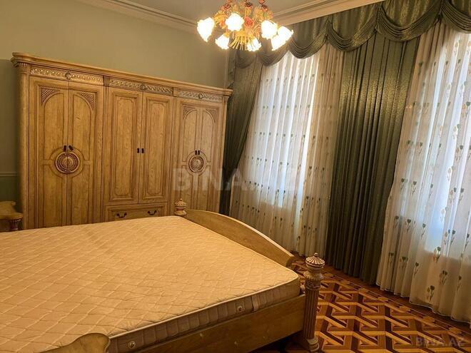 8 otaqlı həyət evi/bağ evi - Bakıxanov q. - 320 m² (26)