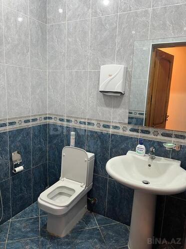 8 otaqlı həyət evi/bağ evi - Bakıxanov q. - 320 m² (28)