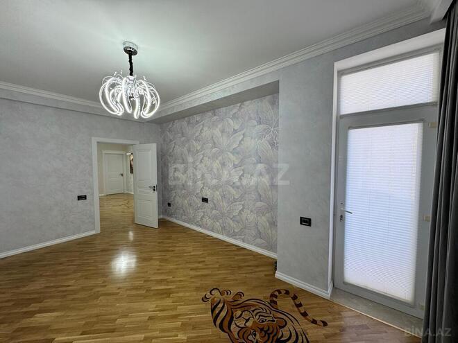 3-комн. новостройка - м. Шах Исмаил Хатаи - 141 м² (10)
