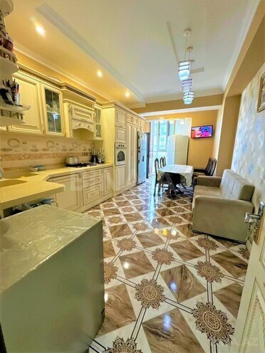 3-комн. новостройка - Наримановский  р. - 130 м² (5)
