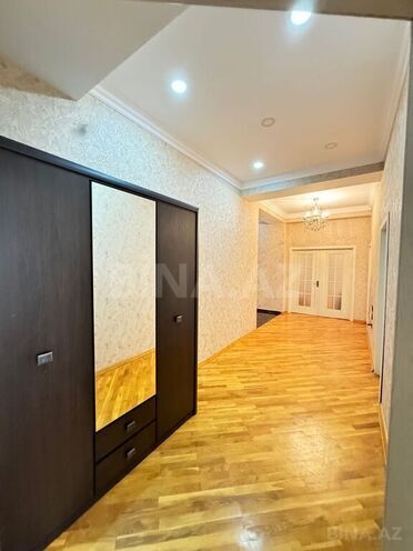3-комн. новостройка - м. 28 мая - 145 м² (11)