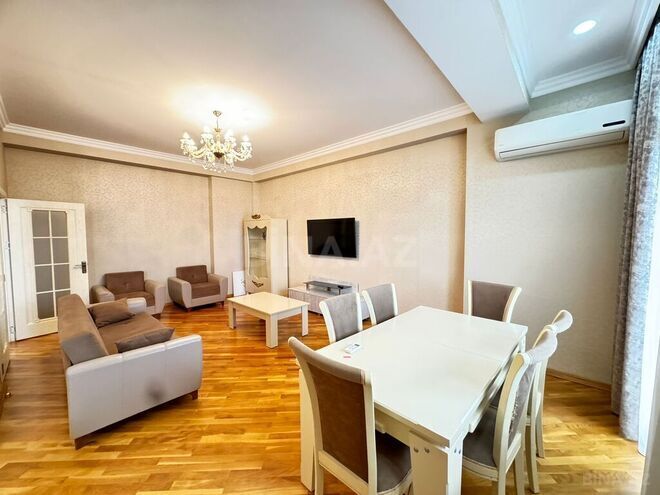 3-комн. новостройка - м. 28 мая - 145 м² (4)