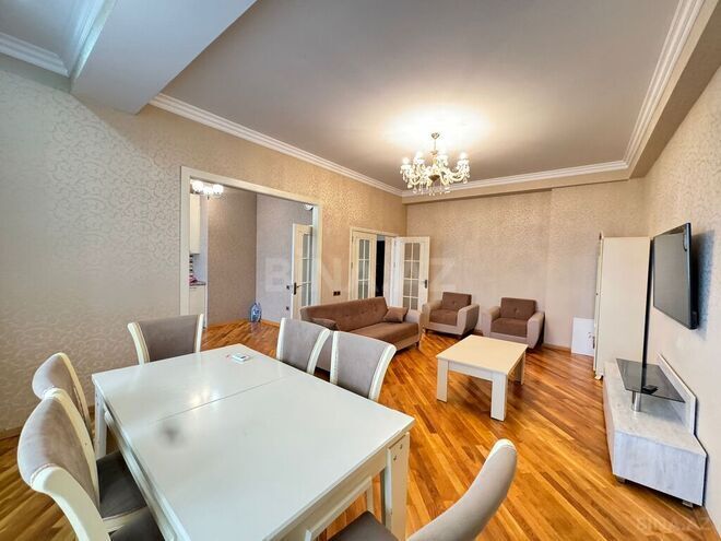 3-комн. новостройка - м. 28 мая - 145 м² (2)