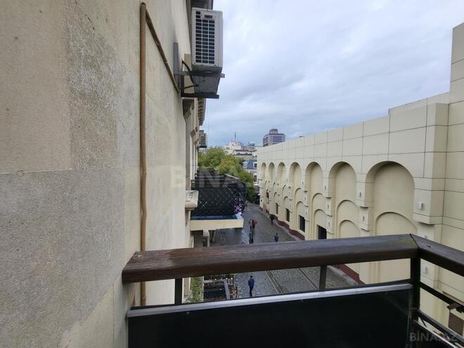 5 otaqlı köhnə tikili - Sahil m. - 250 m² (17)