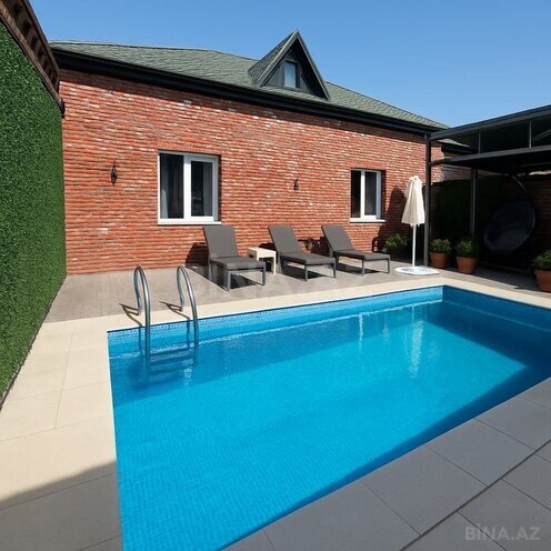 4 otaqlı həyət evi/bağ evi - Novxanı q. - 250 m² (1)