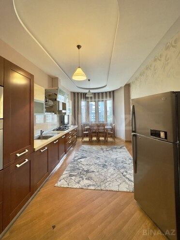 Сдаётся 3-комн. новостройка 140 м², м. 28 мая, photo 13 from 20