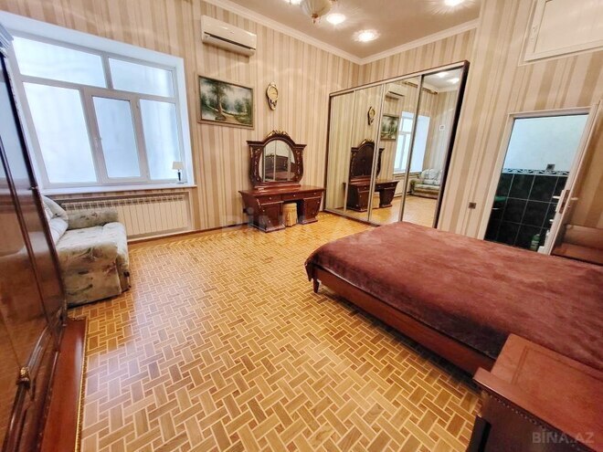 4 otaqlı köhnə tikili - İçəri Şəhər m. - 190 m² (18)