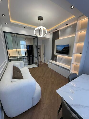 3 otaqlı köhnə tikili - Azadlıq Prospekti m. - 65 m² (1)