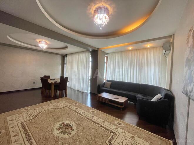 4-комн. новостройка - м. 28 мая - 160 м² (9)