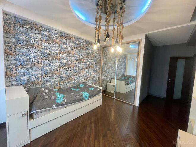 4-комн. новостройка - м. 28 мая - 160 м² (17)