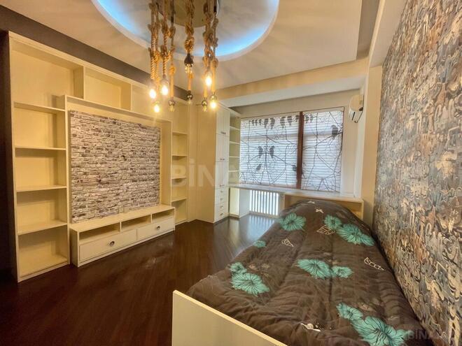 4-комн. новостройка - м. 28 мая - 160 м² (16)