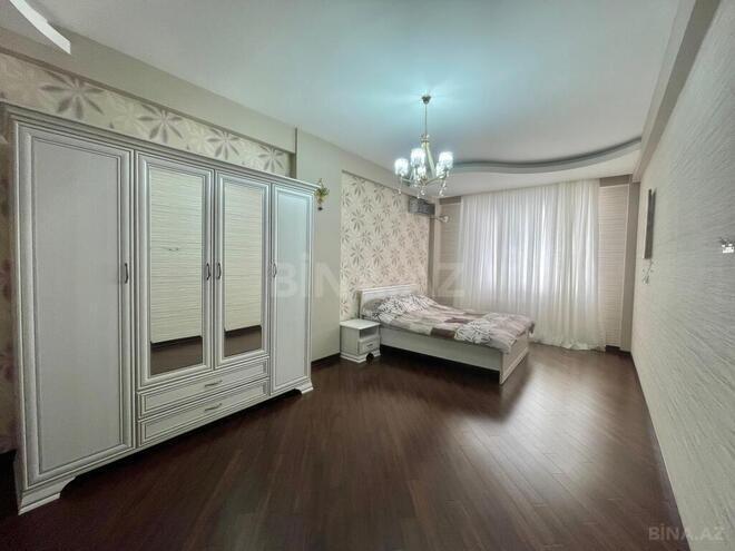 4-комн. новостройка - м. 28 мая - 160 м² (12)