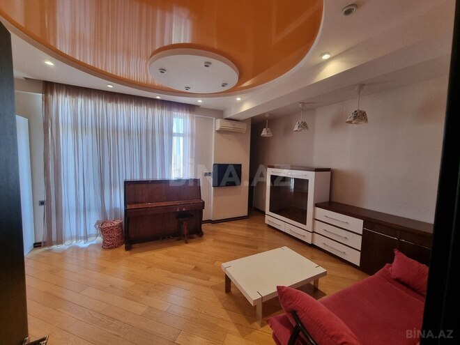 3 otaqlı yeni tikili - 8 Noyabr m. - 158 m² (18)